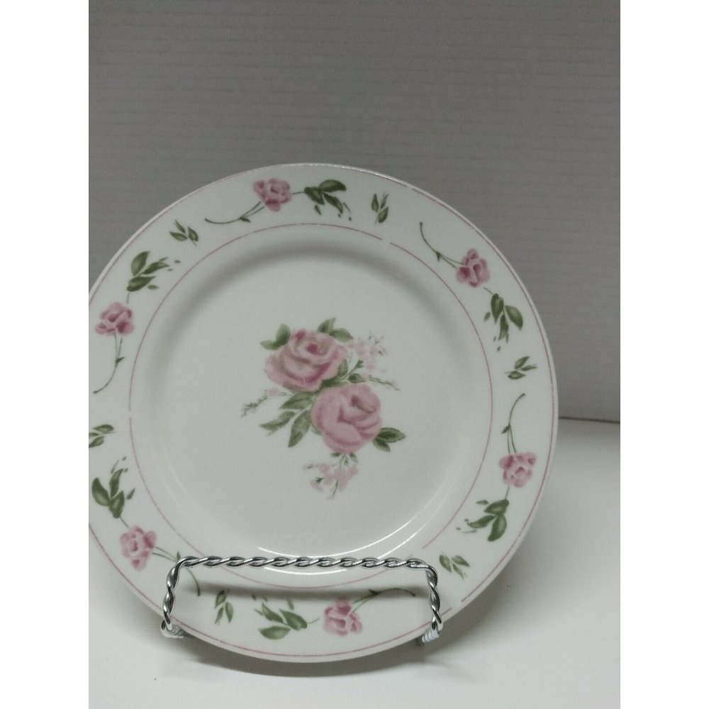 Thomson Pottery Rosa 39199 7 5/8" Pink Roses Salad Plate.